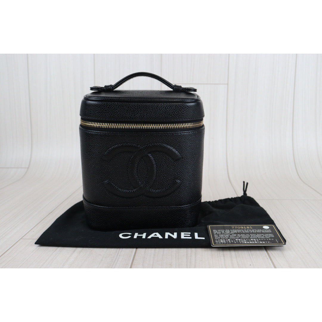 Rank A ｜ CHANEL Caviar Skin Vanity Handbag ｜23061814