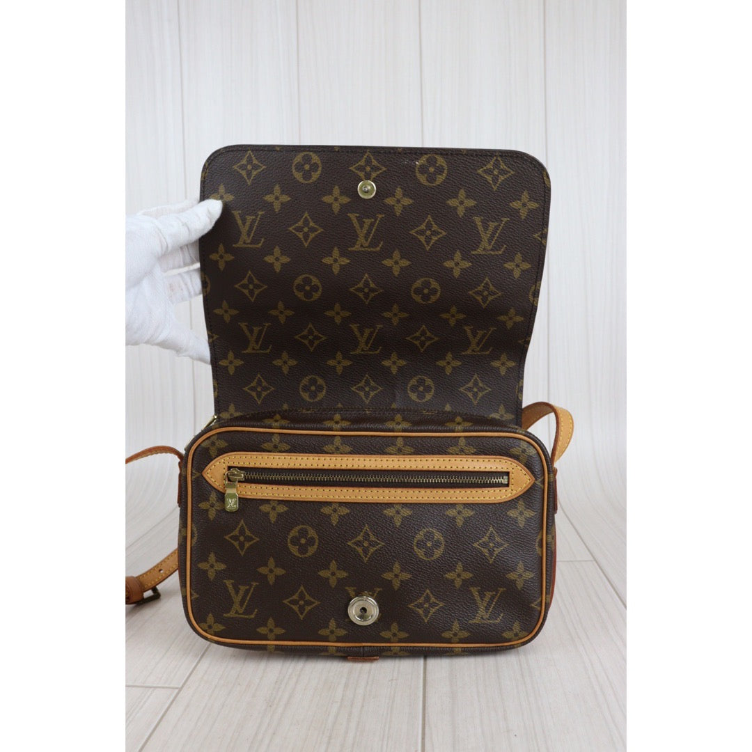 Rank AB ｜ LV Monogram Shoulder Bag ｜23061812