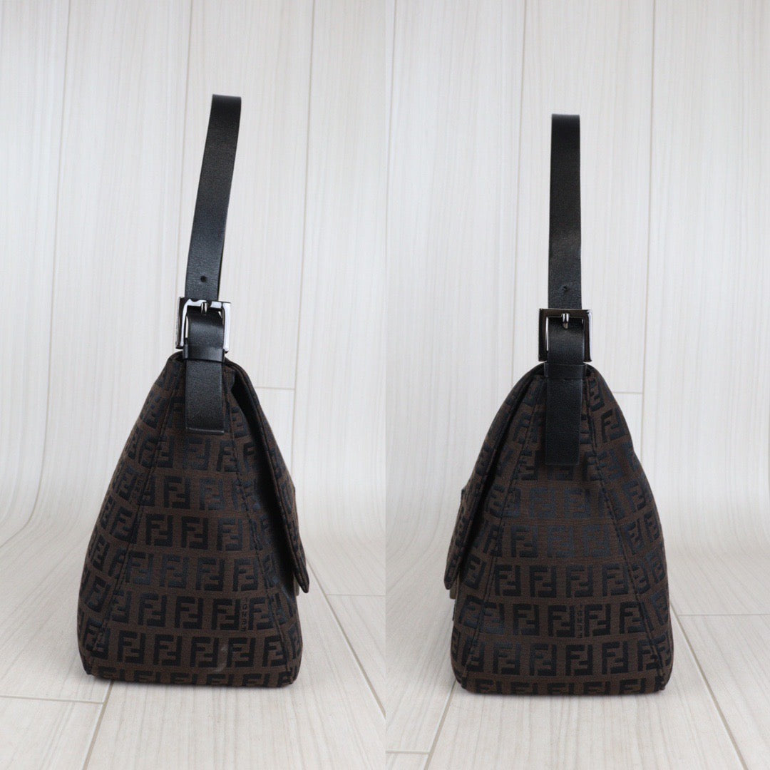 Rank A｜ FENDI Mamma Baguette Shoulder Bag ｜23070417