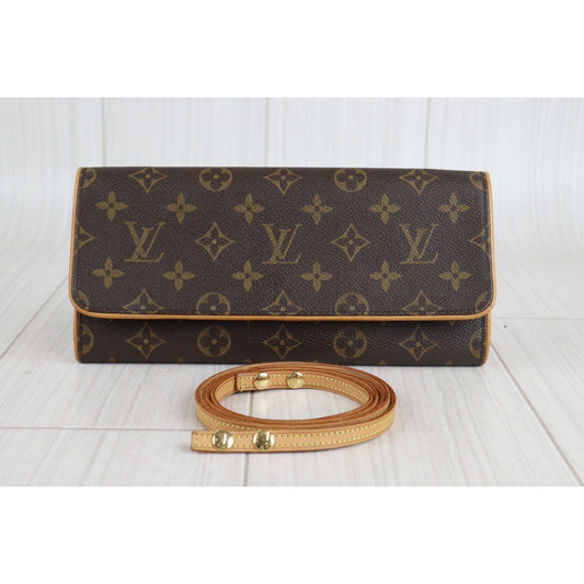 Rank AB ｜ LV Monogram Pochette Twin GM ｜ 23072709