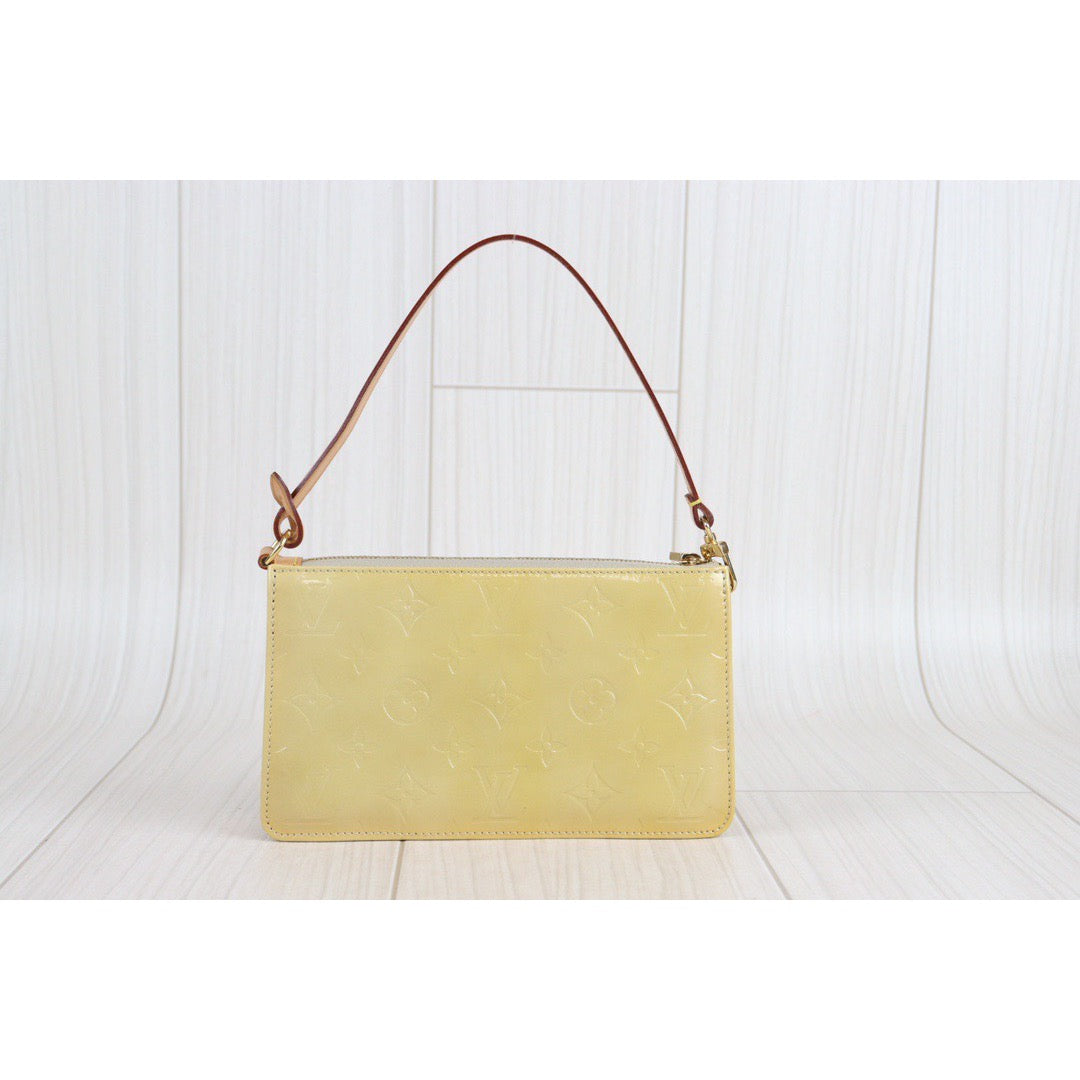 Rank A ｜ LV Monogram Verni Lexington Astor Place Jaune Accessory Pouch｜23052603