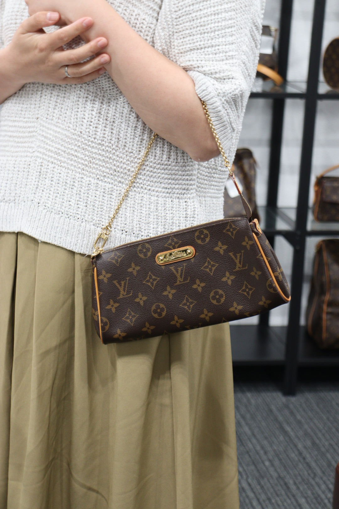 Rank AB ｜LV Monogram Eva Shoulder Bag ｜23051506