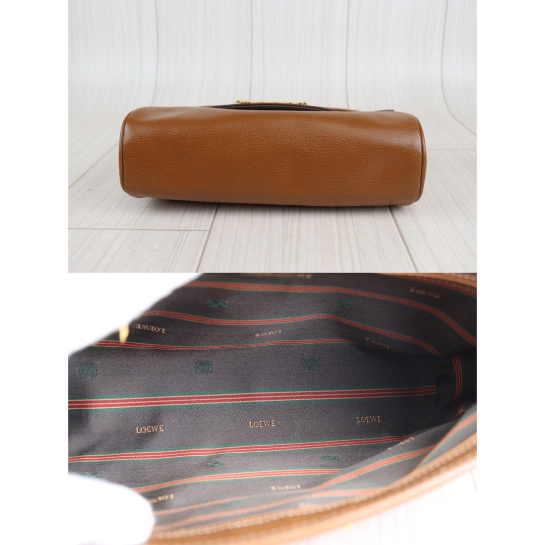 Rank A  ｜ Loewe Belasquez Twist Clutch Bag ｜V23062950