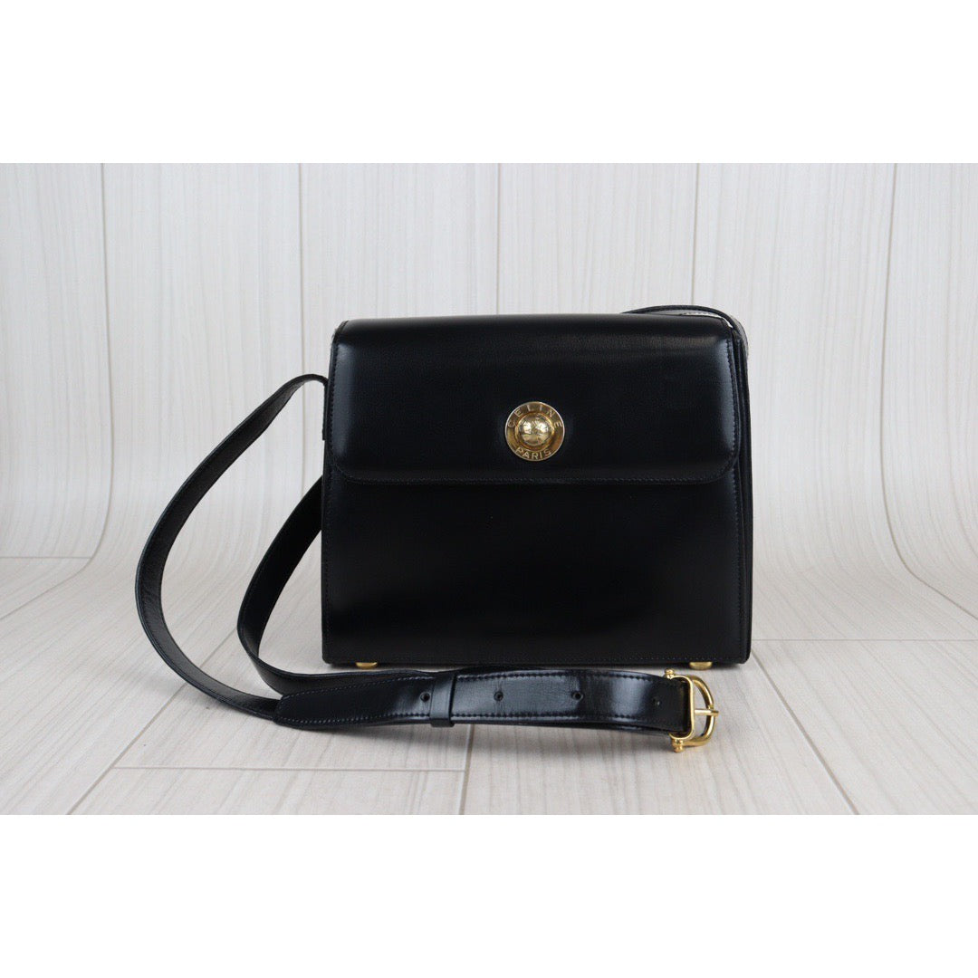Rank A ｜ CELINE Calf Leather Shoulder Bag Black｜V23062972