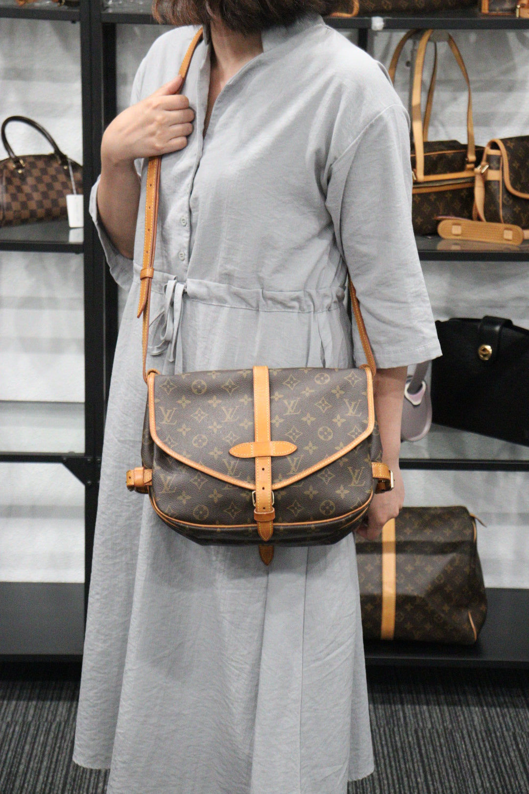 Rank AB ｜ LV Monogram Saumur MM Shoulder Bag｜23070412