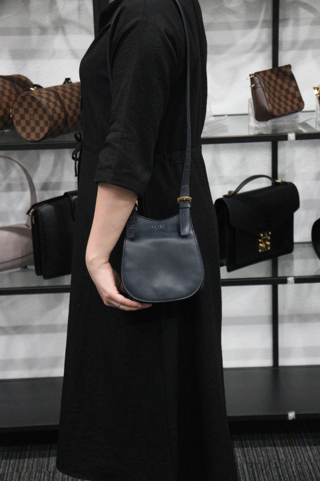 Rank AB ｜ CELINE Calf Leather Shoulder Bag Navy｜V23062929