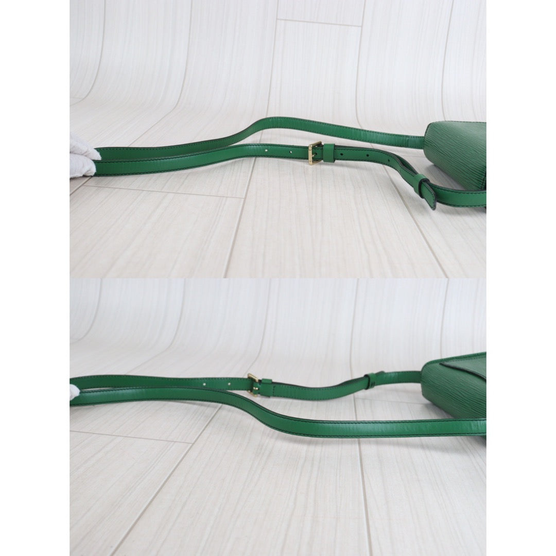 Rank A ｜ LV Epi Saint Cloud PM Shoulder Bag ｜23070407