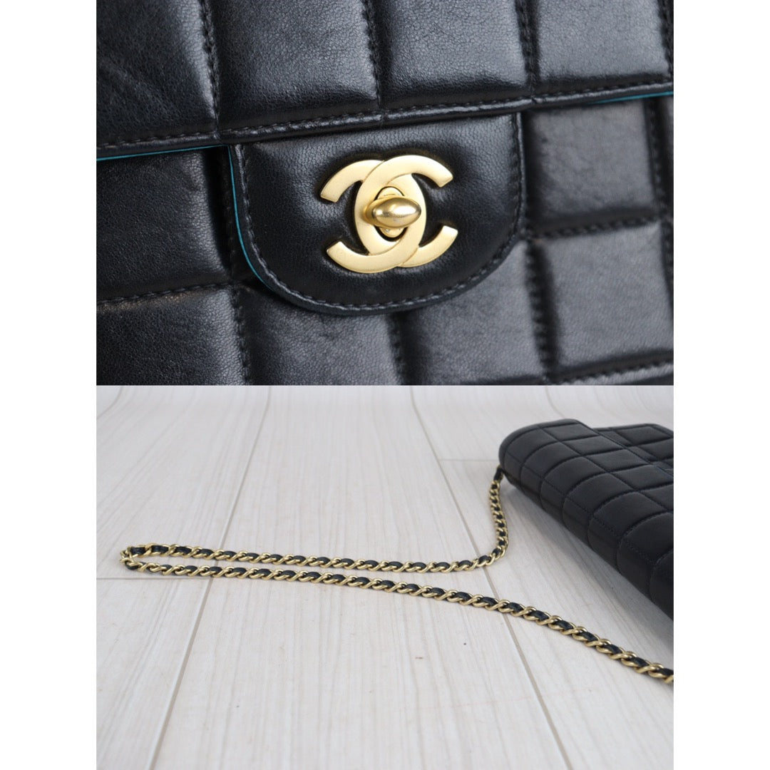 Rank A ｜ CHANEL Lambskin Shoulder Bag Made In 2009～2002 Year｜V23061716