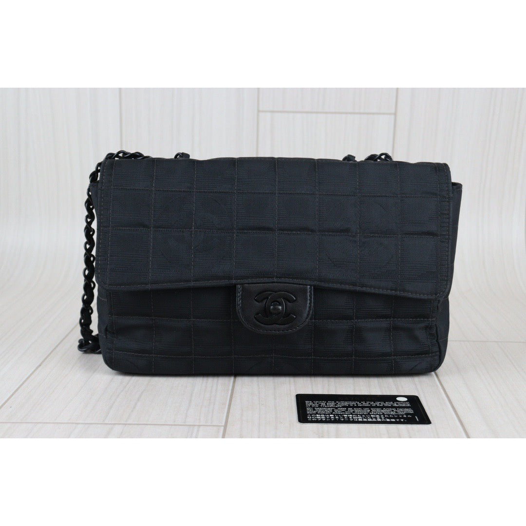 Rank AB ｜ CHANEL New Travel Line Chain Shoulder Bag Nylon Leather Black ｜V23061008