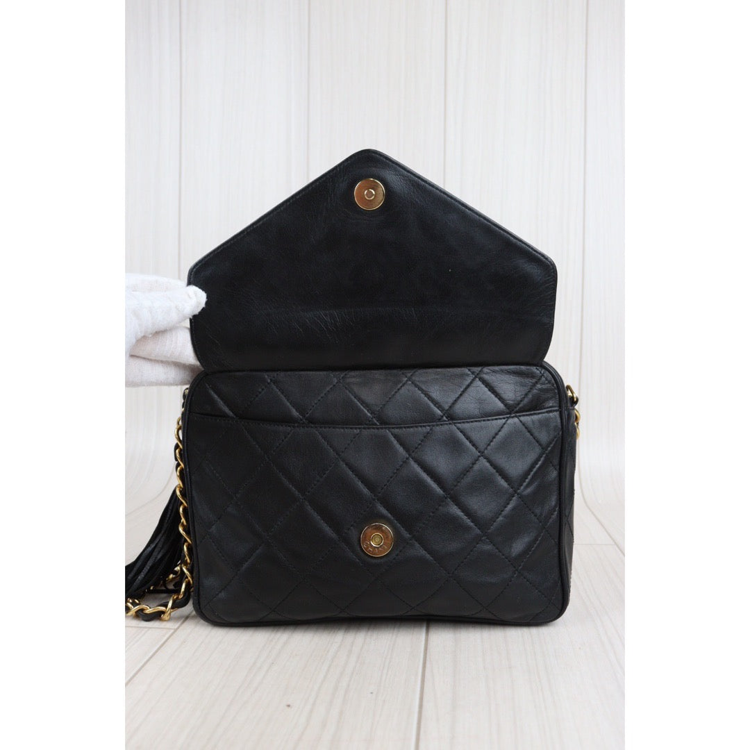 Rank AB ｜ CHANEL Matrasse Double Chain Camera Bag 23｜23050802