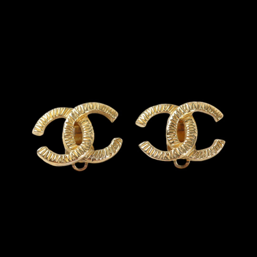 Rank A ｜CHANEL Vintage Earrings ｜23050902