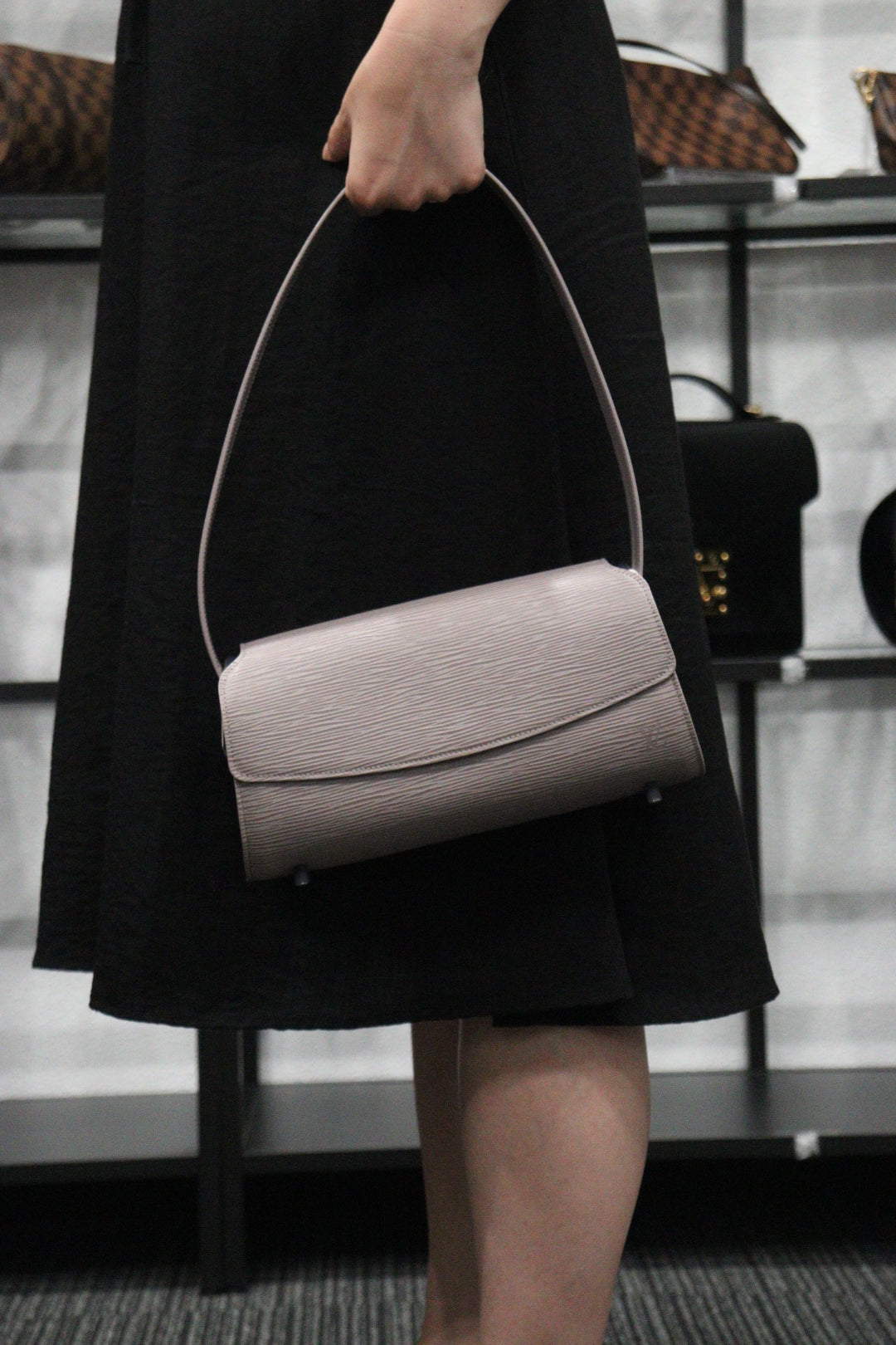 Rank SA ｜ LV Epi Shoulder Bag｜23062911