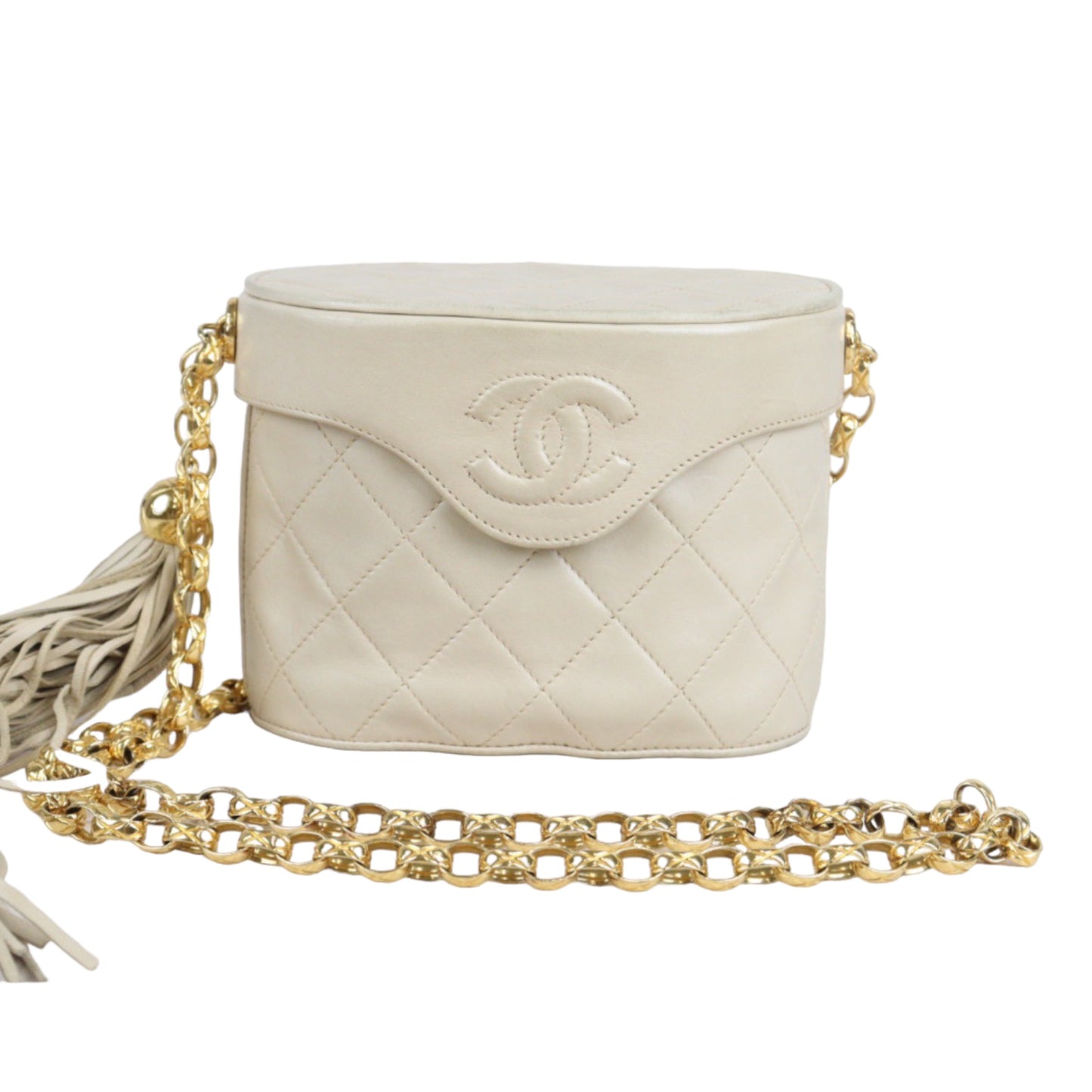 Rank AB ｜ CHANEL Vintage Matrasse 24K Gold Plating Shoulder Bag ｜23061302