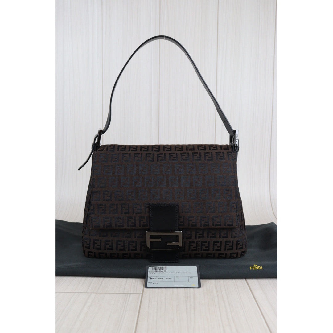 Rank A｜ FENDI Mamma Baguette Shoulder Bag ｜23070417