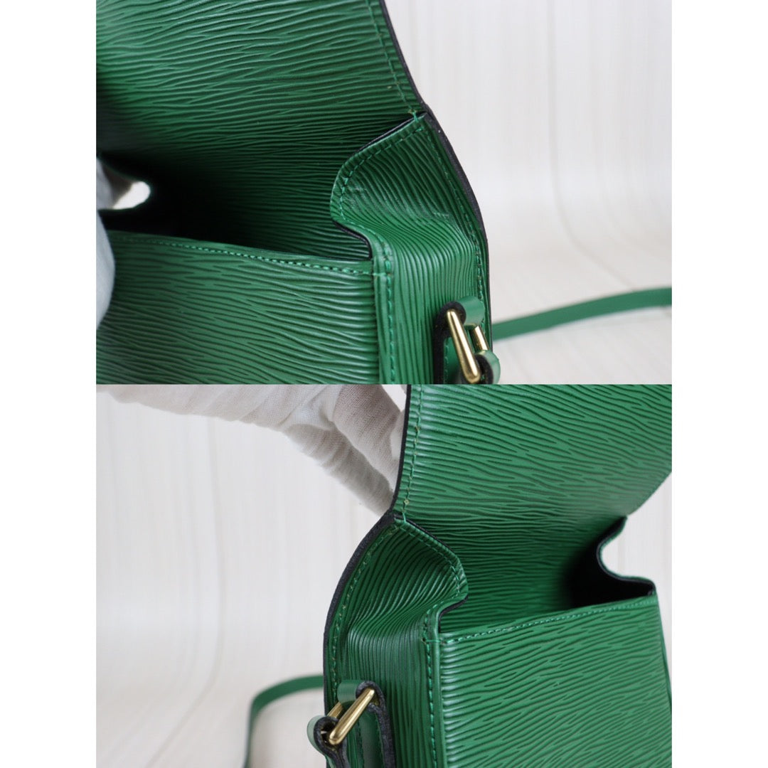 Rank A ｜ LV Epi Saint Cloud PM Shoulder Bag ｜23051206