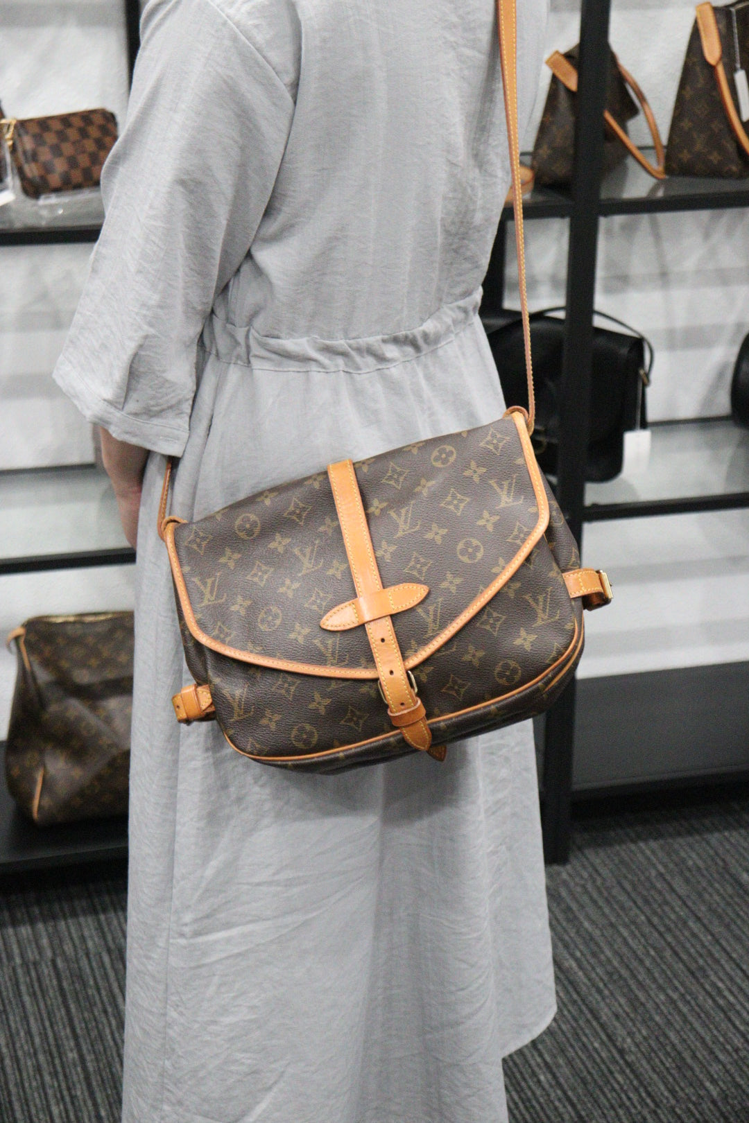Rank AB ｜ LV Monogram Saumur MM Shoulder Bag｜23070412