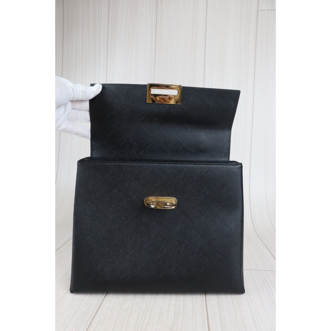 Rank A ｜Ferragamo Gancini 2WAY Handbag Shoulderbag｜23042821