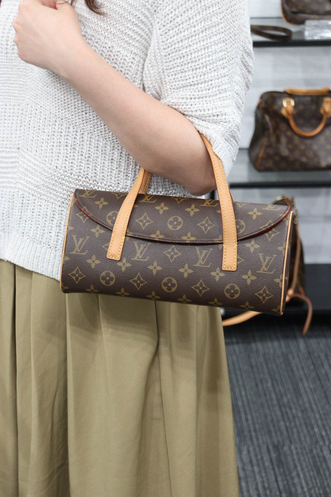 Rank A ｜LV Monogram Sonatina HandBag｜23051609