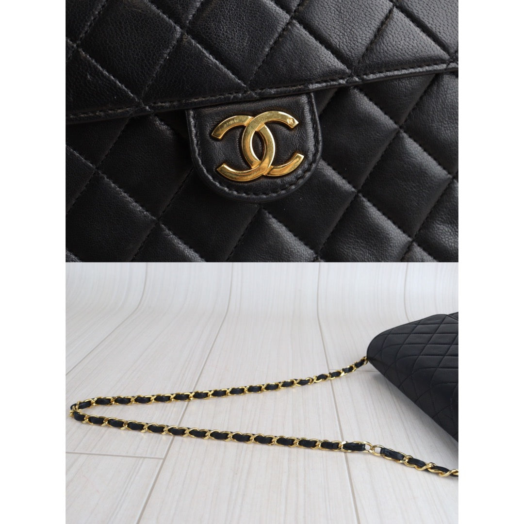 Rank AB ｜ CHANEL Matrasse Lamb Leather Shoulder Bag 22｜V23071424