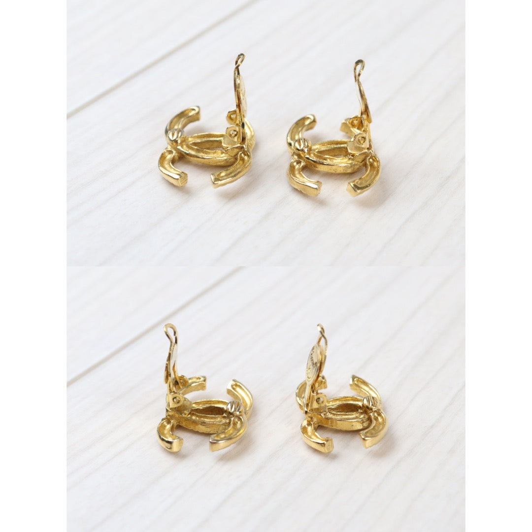 Rank A ｜CHANEL Vintage Earrings ｜23050902