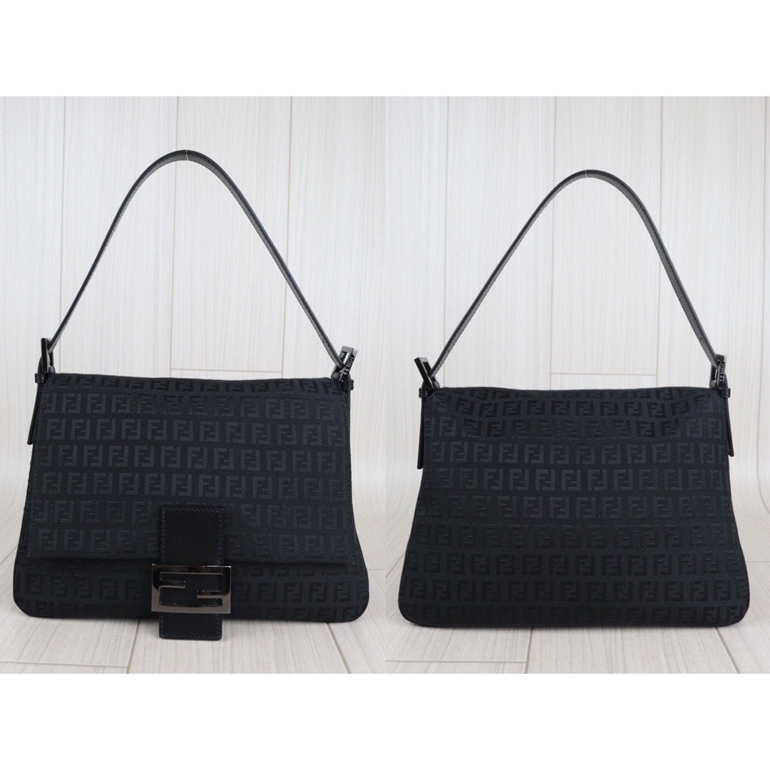 Rank A｜ FENDI Baguette Shoulder Bag Black ｜V23062332