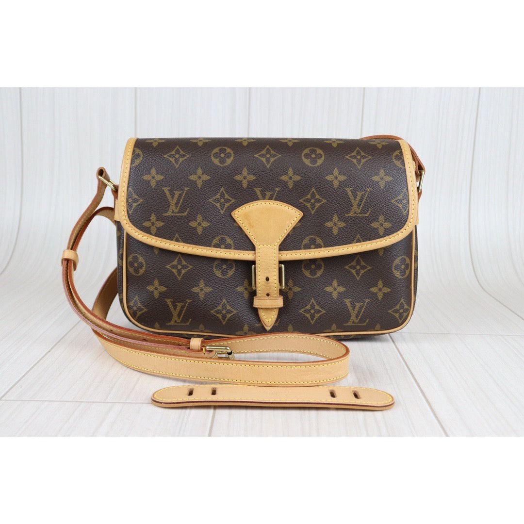 Rank AB ｜LV Monogram Sologne ShoulderBag｜23051605
