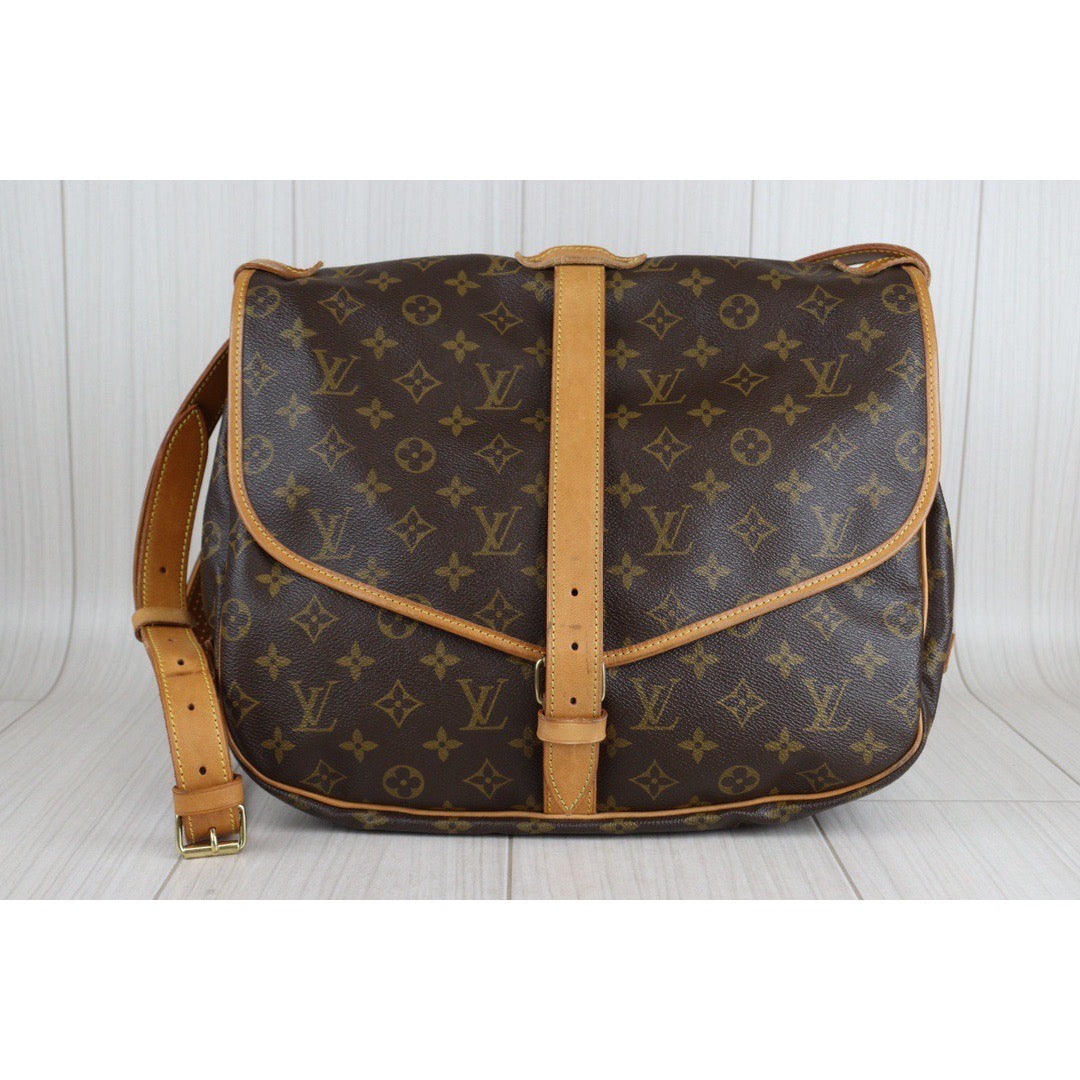 Rank AB｜ LV Monogram Saumur GM Shoulder Bag｜23071201