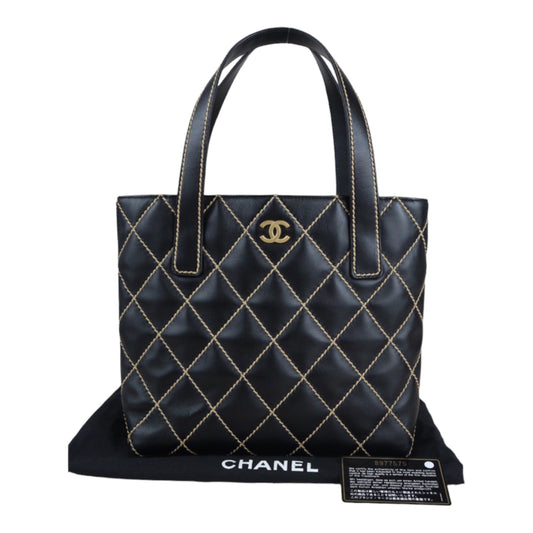 Rank A ｜Chanel Lamb Skin Wild Stitching Coco Mark Handbag ｜V23070708