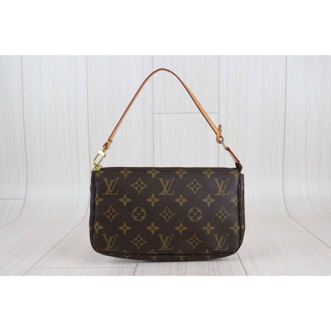 Rank A ｜ LV Monogram Pochette Accessoires ｜23061502