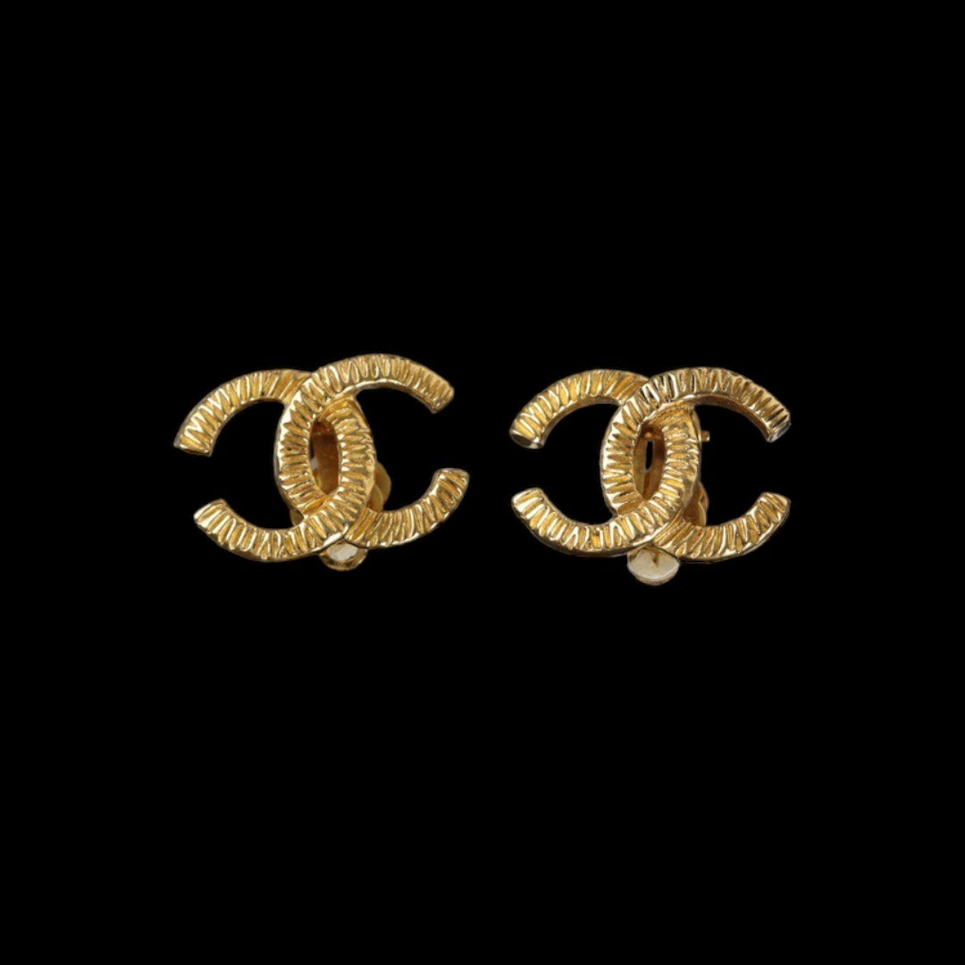 Rank A ｜CHANEL Vintage Earrings ｜23062309