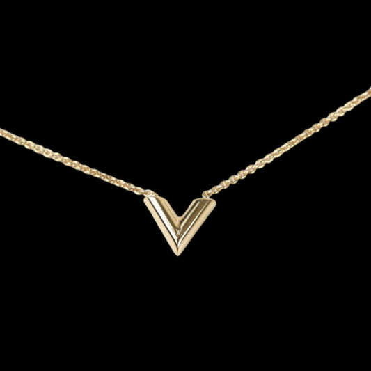 Rank SA ｜ LV Collier Essential V Necklace ｜23051201