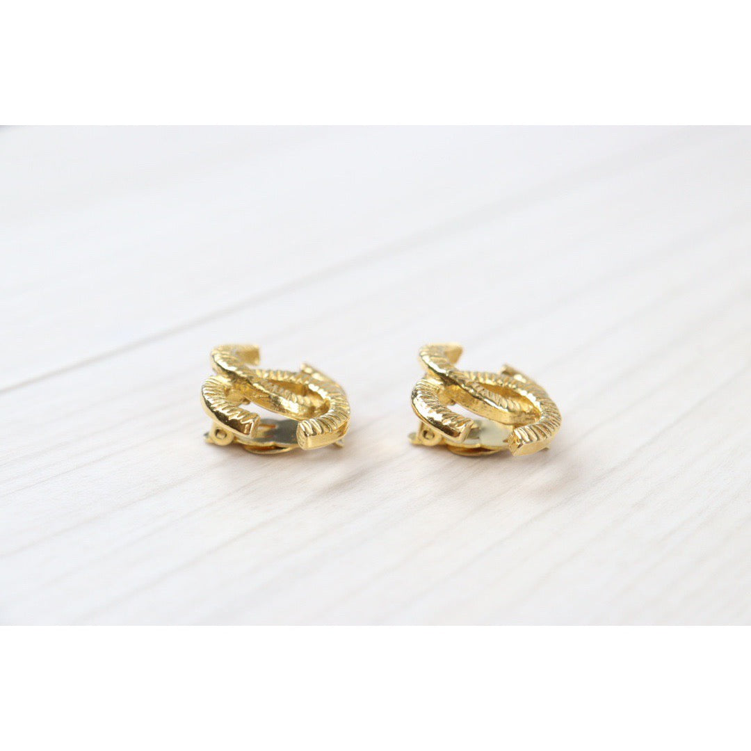 Rank A ｜CHANEL Vintage Earrings ｜23050902