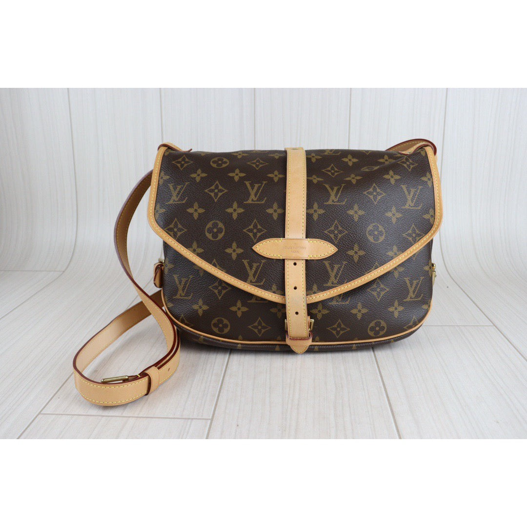Rank A ｜ LV Monogram Saumur MM Shoulder Bag｜23072512