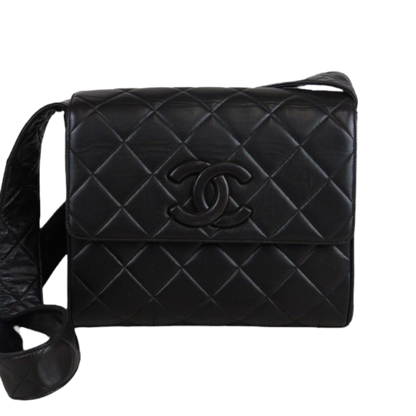 Rank AB ｜ CHANEL Vintage Lamb leather Matrasse Camera Bag ShoulderBag Black｜V23062976