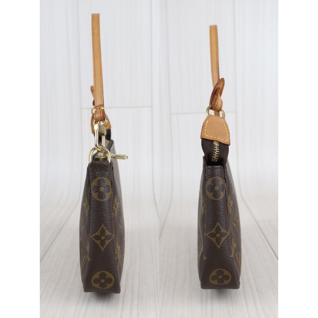 Rank A ｜ LV Monogram Pochette Accessoires ｜230062612