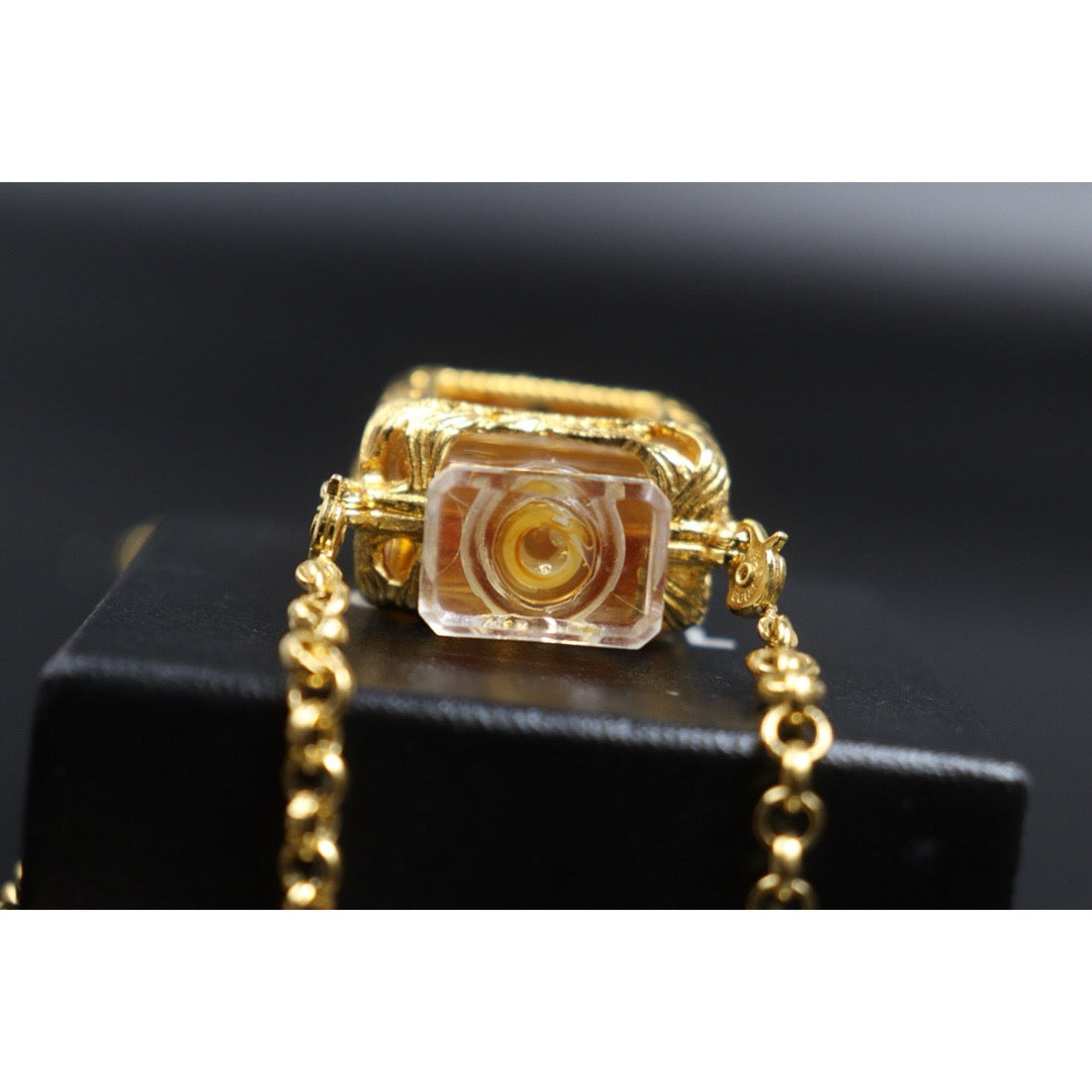 Include Authentic Detective Certificate of Authenticity｜Very Good ( Rank A) ｜ CHANEL Vintage Coco Perfume Bottle Case Necklace｜26102602