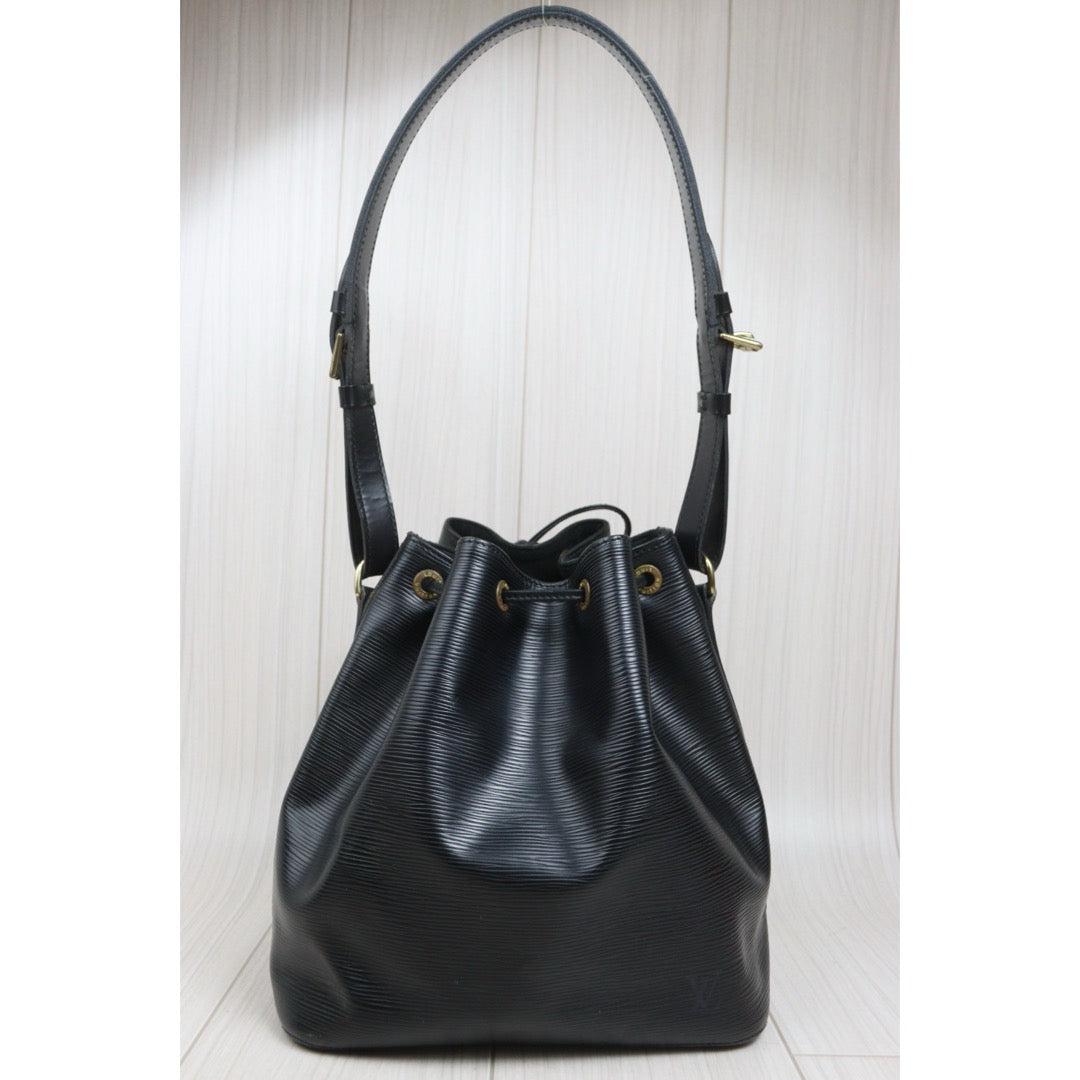 Include Entrupy Certificate of Authenticity｜Good ( Rank AB)｜Louis Vuitton Epi Noe Bucket Shoulder Bag Black｜26102606