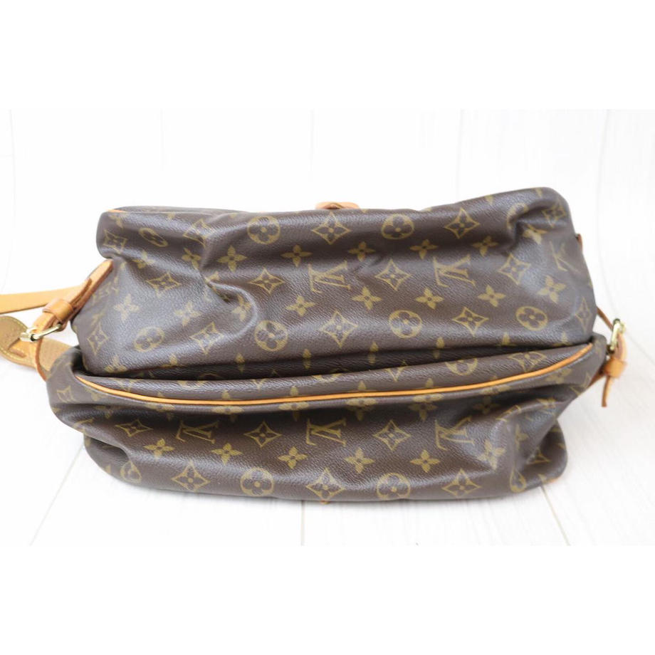 Rank AB ｜     LV Monogram Saumur40 Shoulder Bag    ｜082402