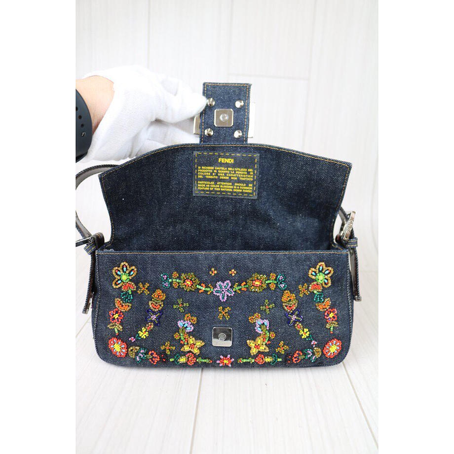 Rank A ｜     FENDI Denim Mamma Baguette Shoulder Bag     ｜092304