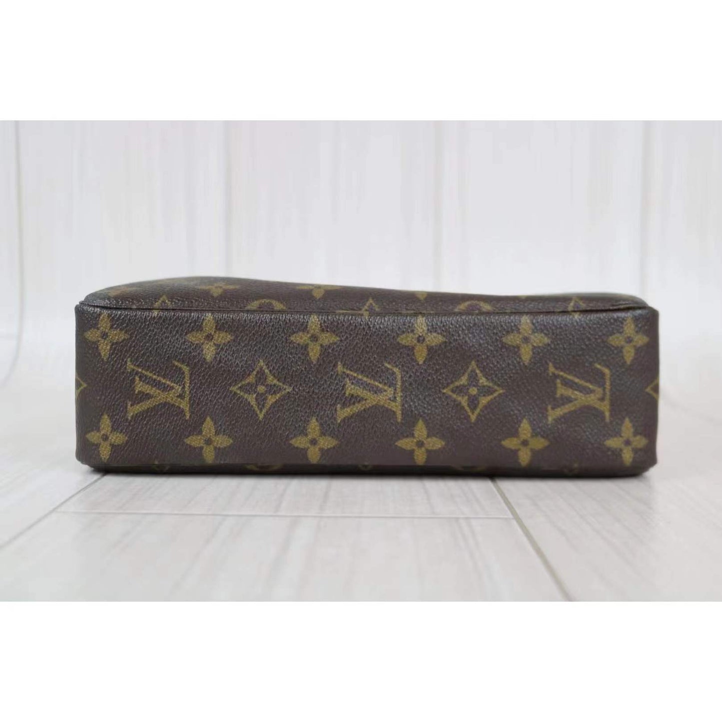 Rank A   ｜ LV Truth Toilet 23 Monogram Makeup Pouch｜012614