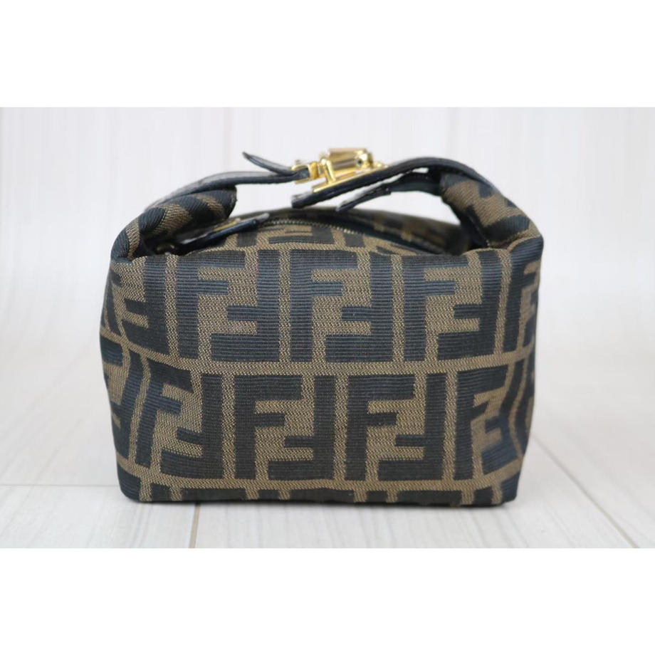 Rank AB ｜  FENDI Zucca Handbag ｜090518