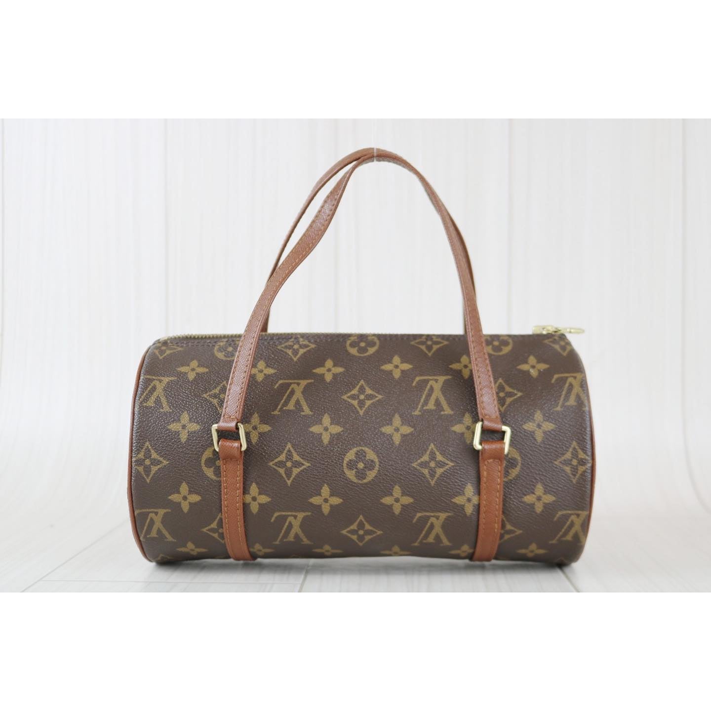 Rank AB ｜ LV Monogram Papillon 26 Handbag ｜073108