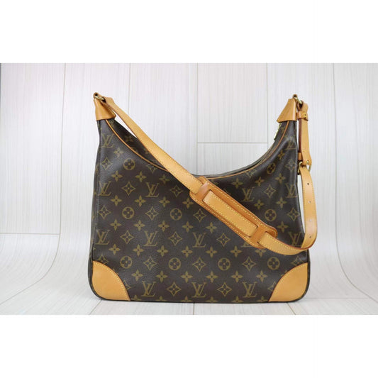 Rank AB ｜  LV Monogram Boulogne 35 Shoulder Bag ｜011327