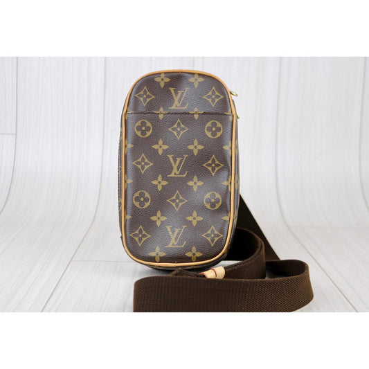 Rank A ｜        LV Monogram Pochette Gange    ｜091611