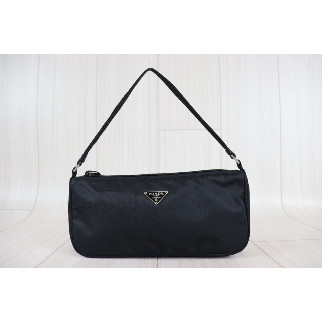 Rank A ｜ PRADA Nylon Bag ｜091902