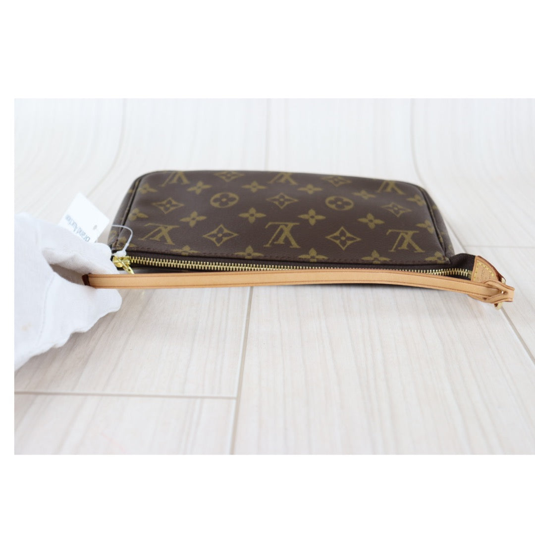 Rank A ｜ LV Monogram Pochette Accessoires ｜091815