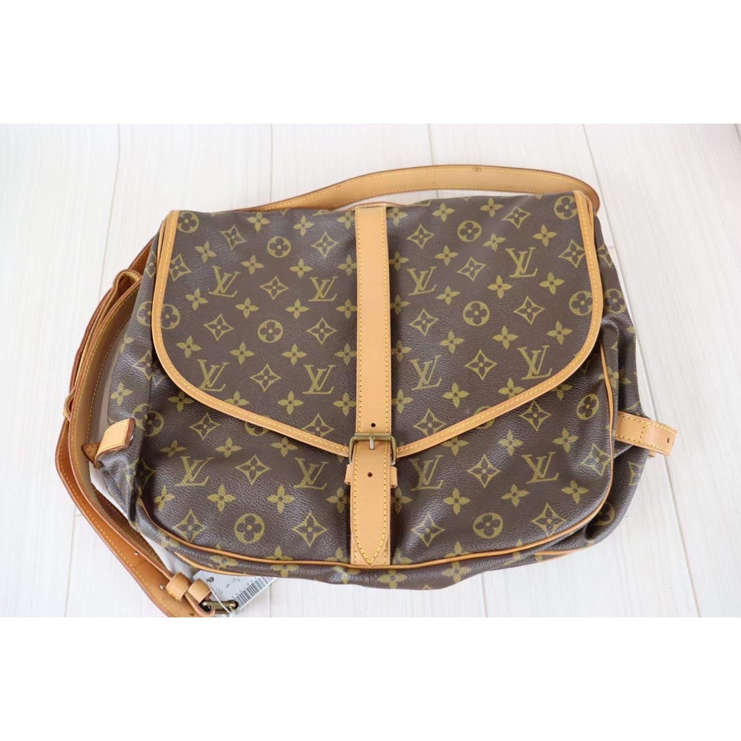 Rank AB｜ LV Monogram Saumur GM Shoulder Bag｜091417