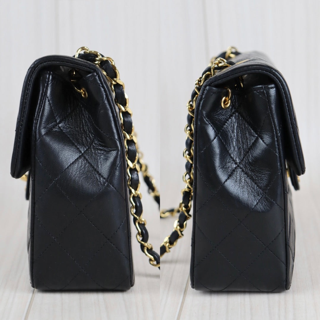 Rank A ｜ CHANEL Black Lanbskin Square Shoulder Bag ｜092405