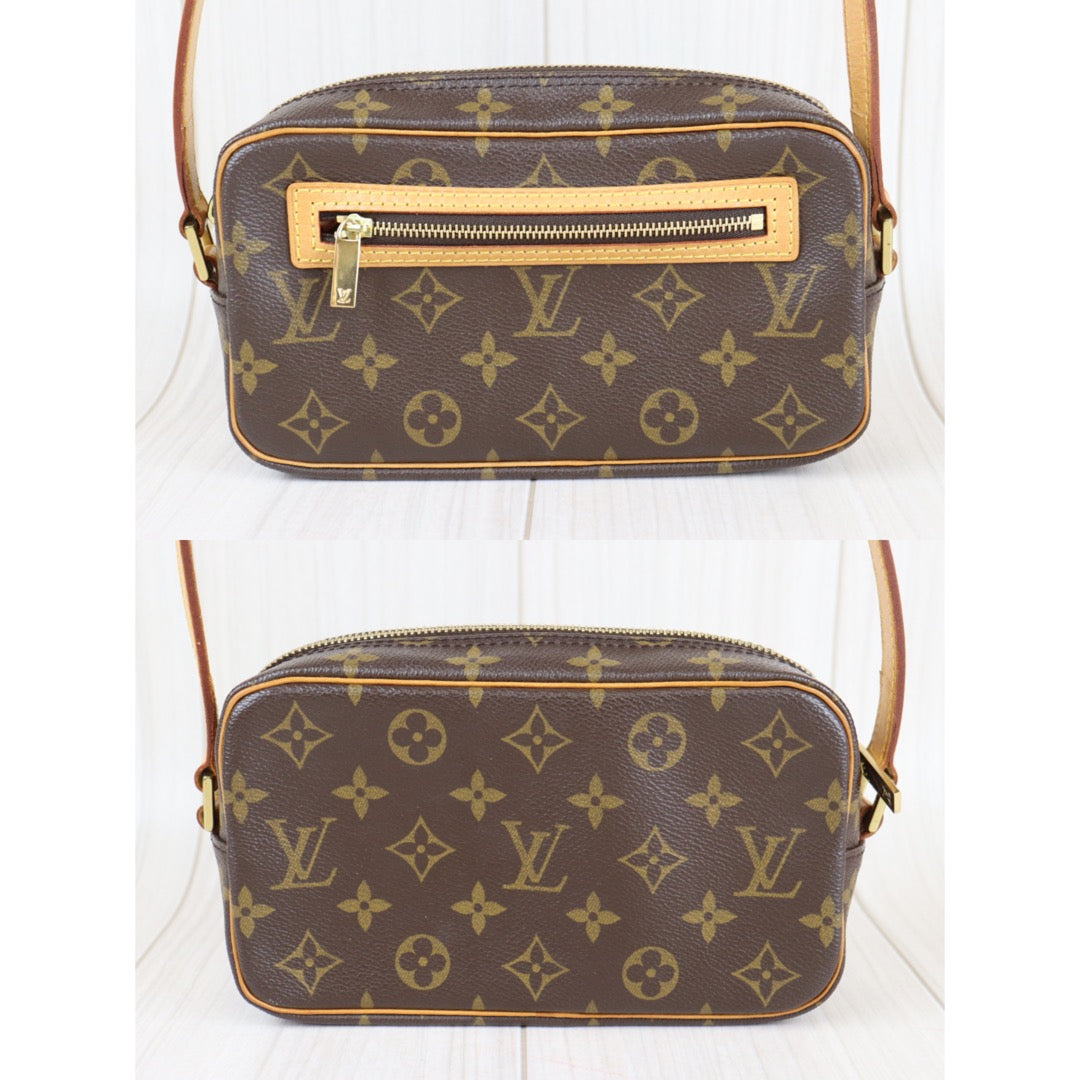 Louis Vuitton Pochette Shoulder bag 373062