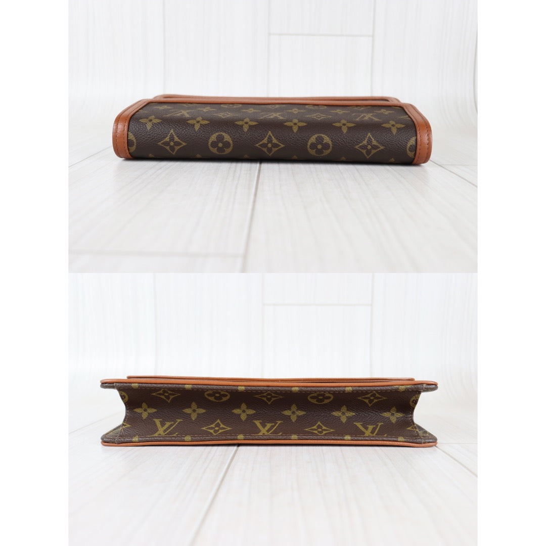 Rank A ｜ LV Monogram Pochette Dame Vintage Clutch Bag｜22110702